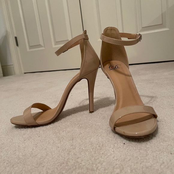 Single Strap Nude 3” Heels - Picture 3 of 4